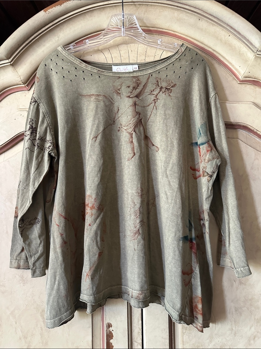 Paper Lace Olive Green Long-Sleeve Cherub Print Tee T-Shirt size One Size